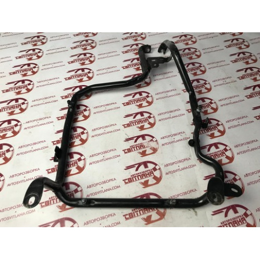 Кронштейн корпуса воздушного фильтра Renault Trafic 2006-2014 2.0 DCI 8200519826